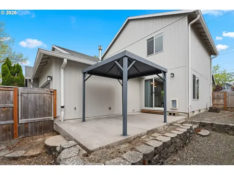 647 SE Hogan Road Gresham OR 97080