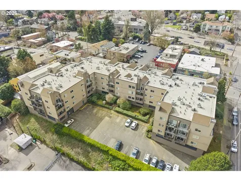 4320 S Corbett Avenue Portland OR 97239