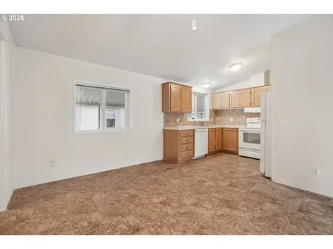 51540 Westlake Drive Scappoose OR 97056