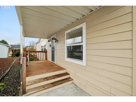 51540 Westlake Drive Scappoose OR 97056