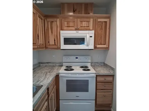 503 SE Sheridan Sheridan OR 97378