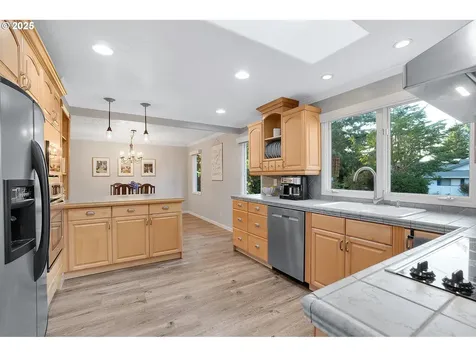 7560 Cason Lane Gladstone OR 97027