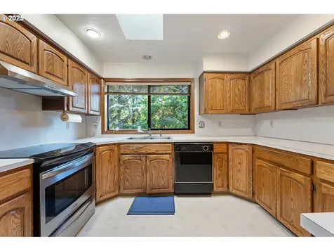 7170 SW Norwood Road Tualatin OR 97062