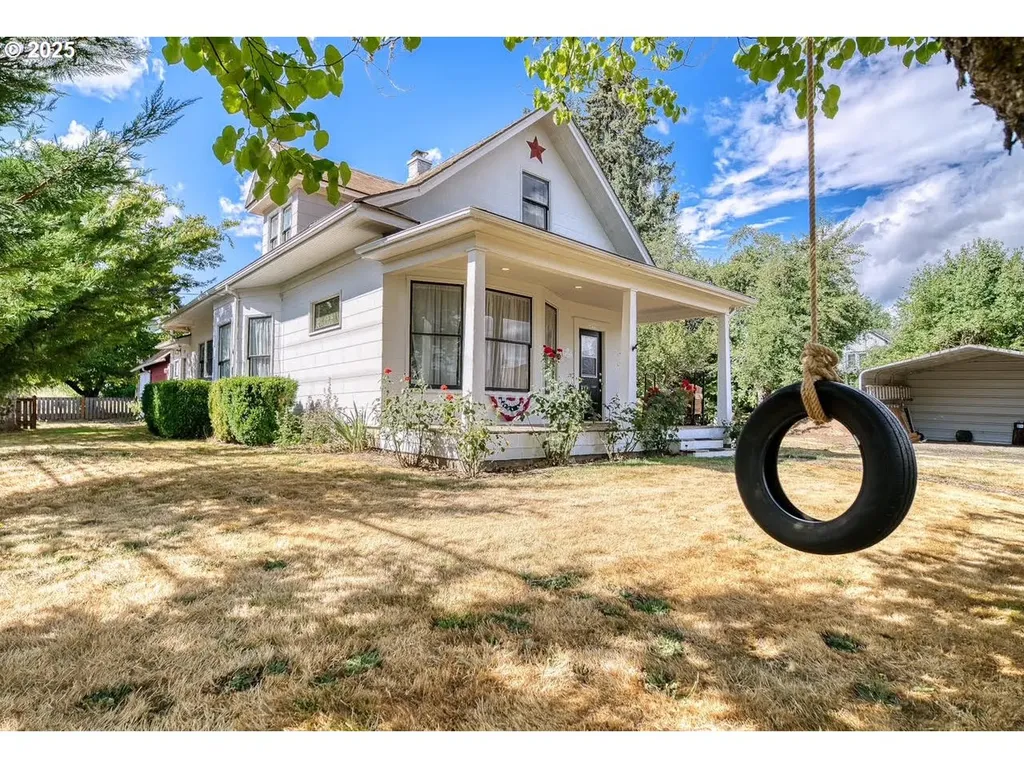 1738 18th Avenue Forest Grove OR 97116