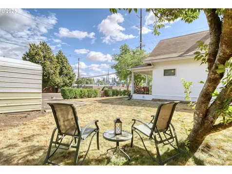 1738 18th Avenue Forest Grove OR 97116
