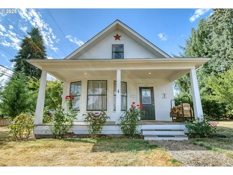 1738 18th Avenue Forest Grove OR 97116