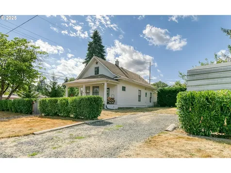 1738 18th Avenue Forest Grove OR 97116