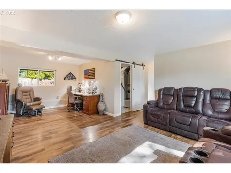 103 E Foothills Drive Newberg OR 97132