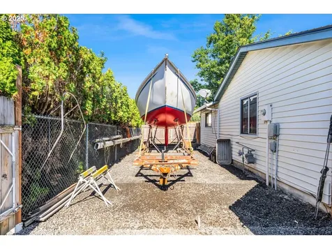 103 E Foothills Drive Newberg OR 97132