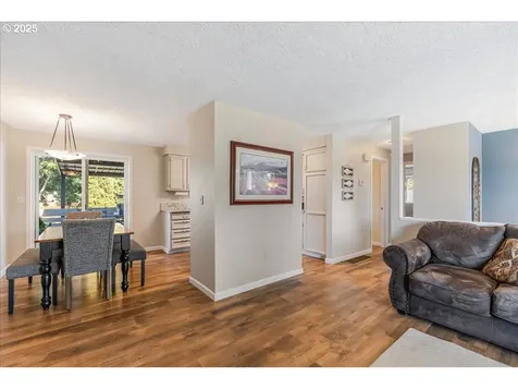 103 E Foothills Drive Newberg OR 97132