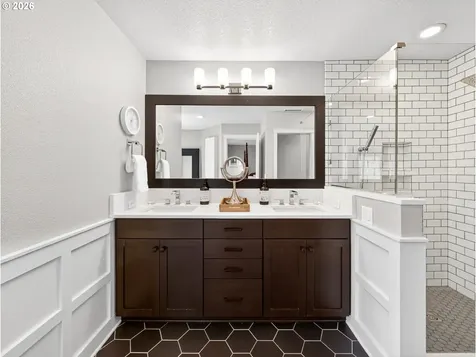 10045 SW Alsea Court Tualatin OR 97062