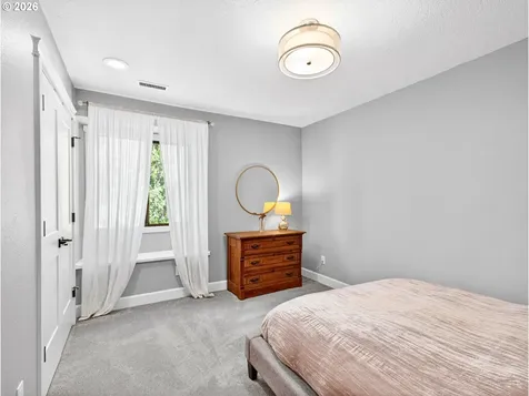 10045 SW Alsea Court Tualatin OR 97062