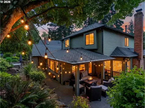 10045 SW Alsea Court Tualatin OR 97062