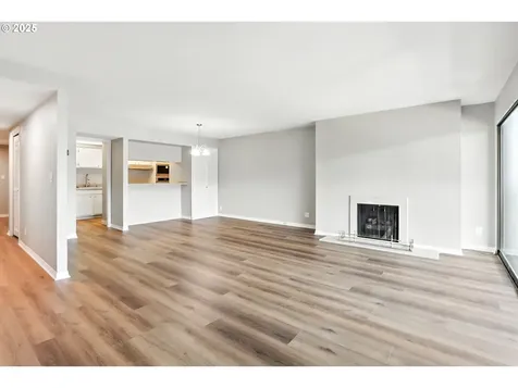 2221 SW 1st Avenue Portland OR 97201