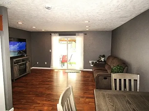 1567 SW Levens Street Dallas OR 97338