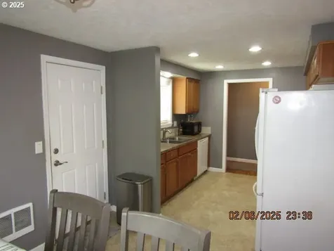 1567 SW Levens Street Dallas OR 97338
