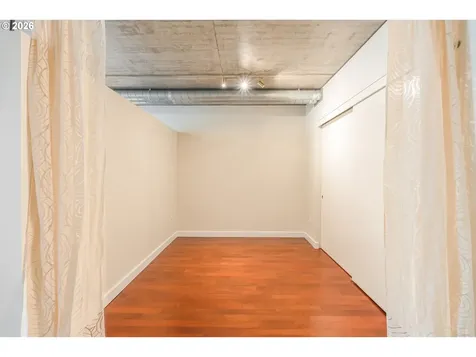 1926 W Burnside Street Portland OR 97209