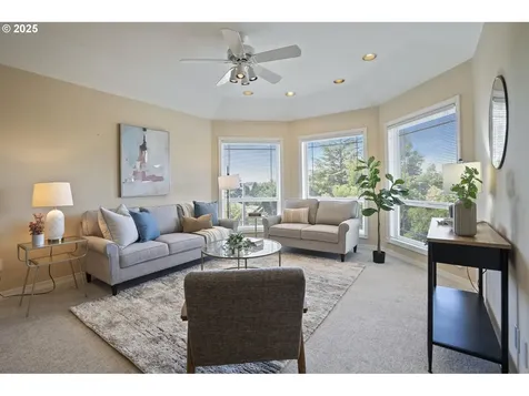 12345 SE Wagner Street Happy Valley OR 97086