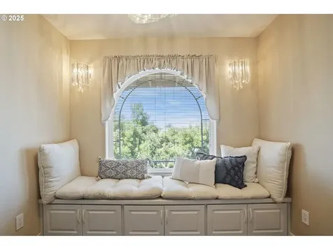 12345 SE Wagner Street Happy Valley OR 97086