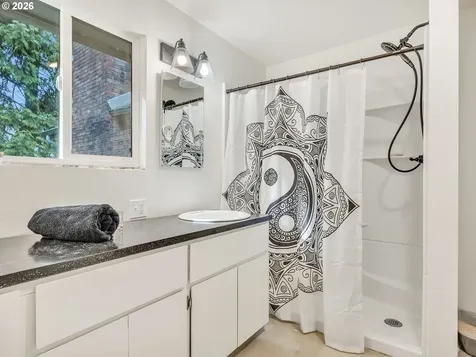 41474 Ziak Gnat Creek Lane Astoria OR 97103
