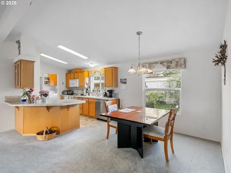 11772 SW Royal Villa Drive Portland OR 97224