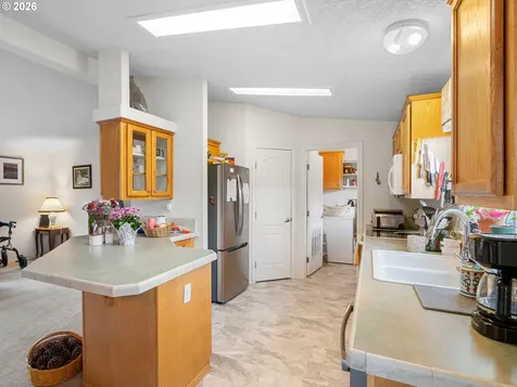 11772 SW Royal Villa Drive Portland OR 97224