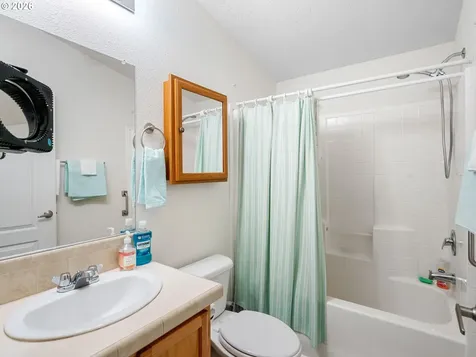 11772 SW Royal Villa Drive Portland OR 97224