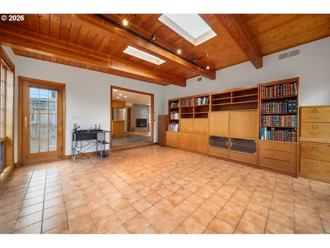 2361 Fir Street North Bend OR 97459