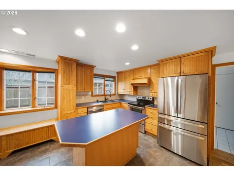 2361 Fir Street North Bend OR 97459