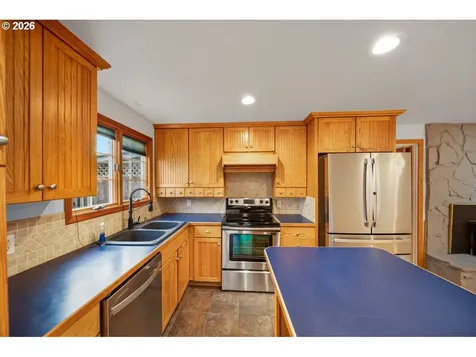 2361 Fir Street North Bend OR 97459