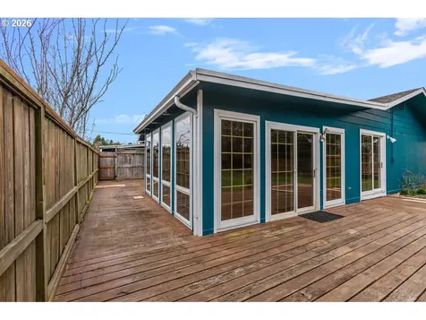 2361 Fir Street North Bend OR 97459