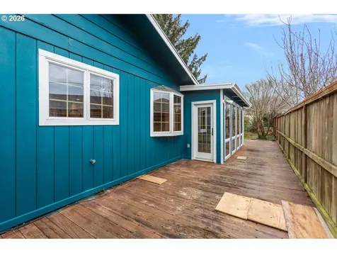 2361 Fir Street North Bend OR 97459