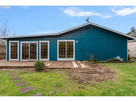 2361 Fir Street North Bend OR 97459