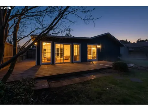 2361 Fir Street North Bend OR 97459