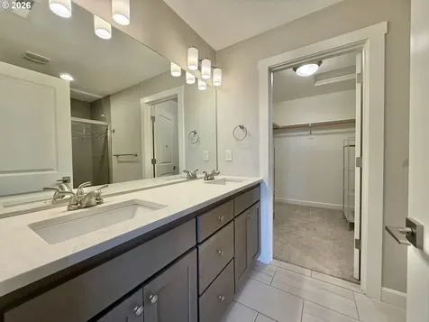 16524 SE 40th Circle Vancouver WA 98683