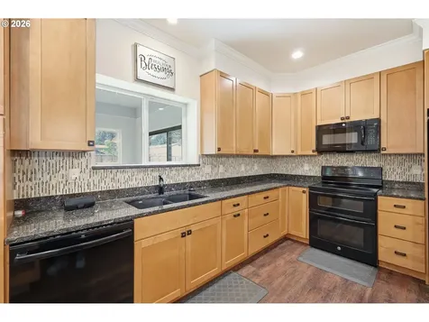 106 Hansen Lane Eugene OR 97404