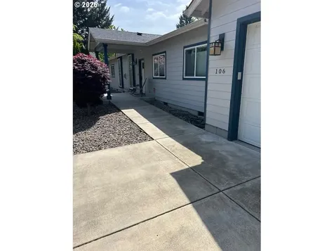 106 Hansen Lane Eugene OR 97404