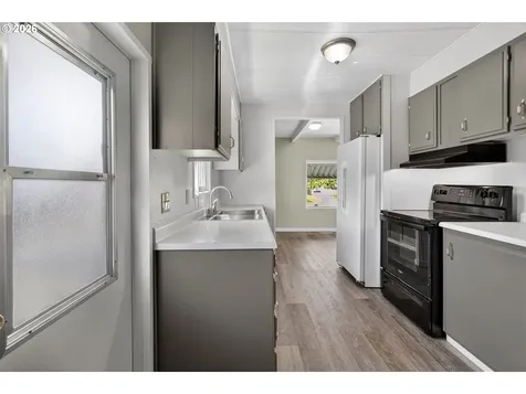 205 S 54th Street Springfield OR 97478