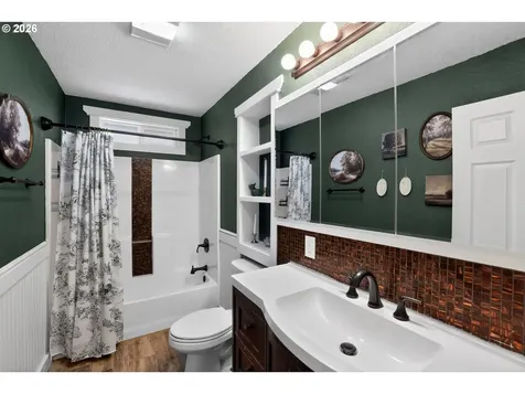 182 Elmar Drive Oregon City OR 97045