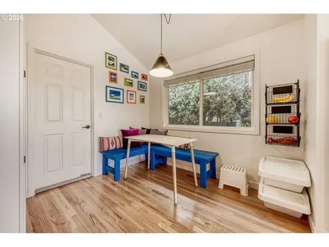 1175 SW Chastain Drive Gresham OR 97080