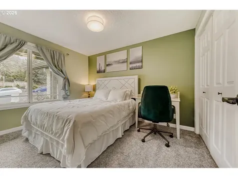 1175 SW Chastain Drive Gresham OR 97080