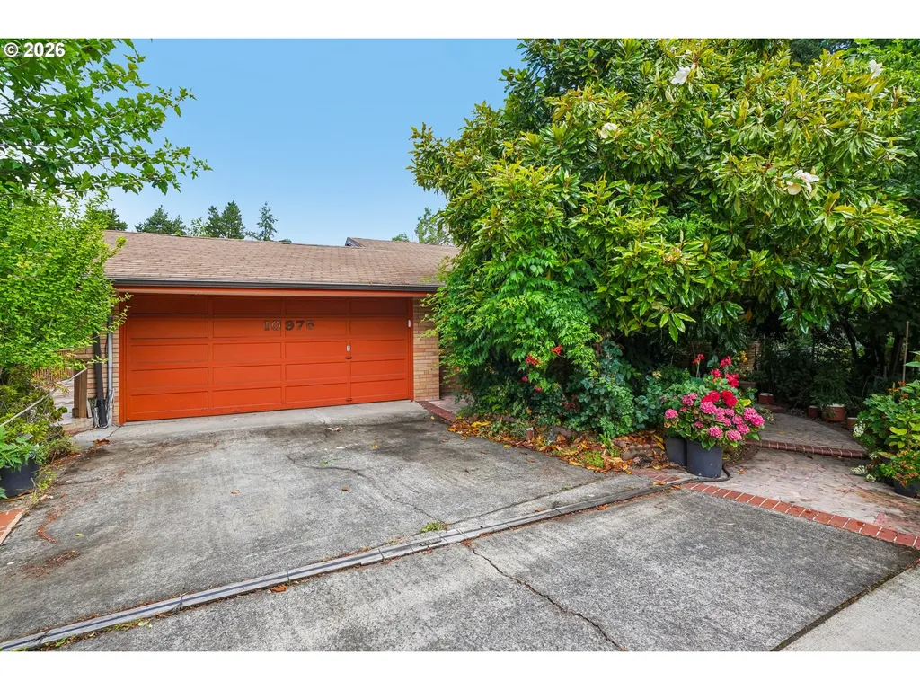 10975 SW Walnut Street Portland OR 97223