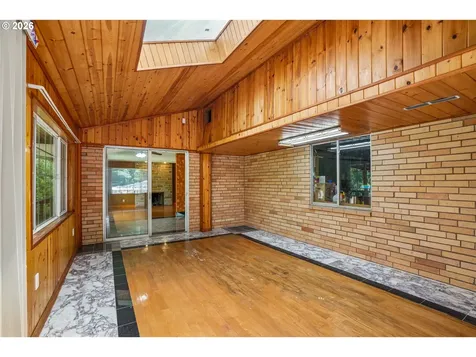 10975 SW Walnut Street Portland OR 97223