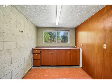 10975 SW Walnut Street Portland OR 97223