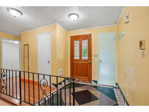 10975 SW Walnut Street Portland OR 97223