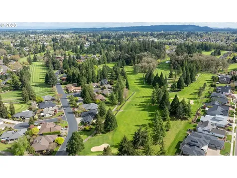 2371 NW Shadden Drive Mcminnville OR 97128