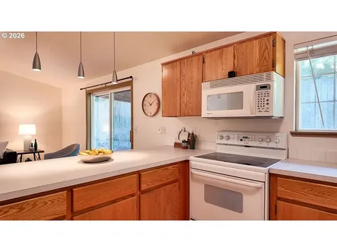 164 NW Cody Court Hillsboro OR 97124
