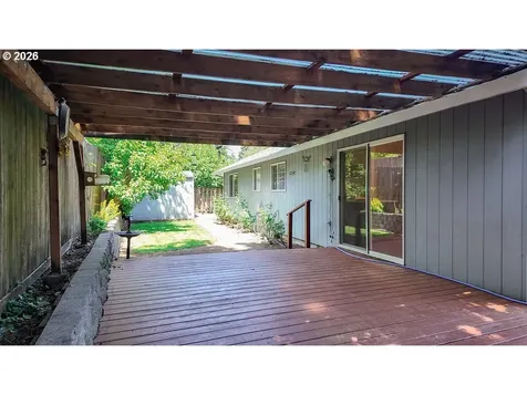 164 NW Cody Court Hillsboro OR 97124