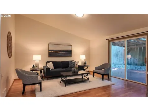 164 NW Cody Court Hillsboro OR 97124