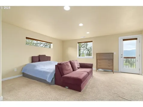 545 Mountaingate Drive Springfield OR 97478